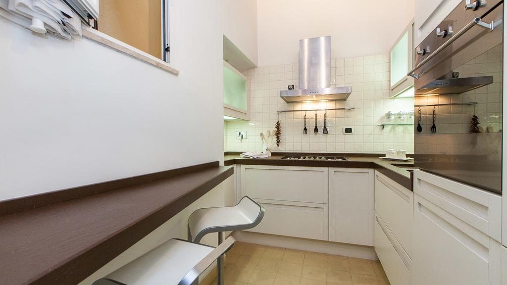 Apartment In Mial House